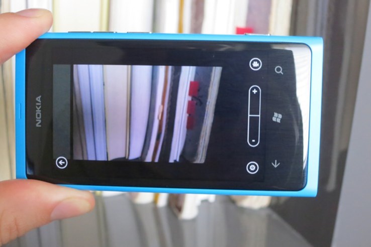 Nokia Lumia 800 (16).JPG